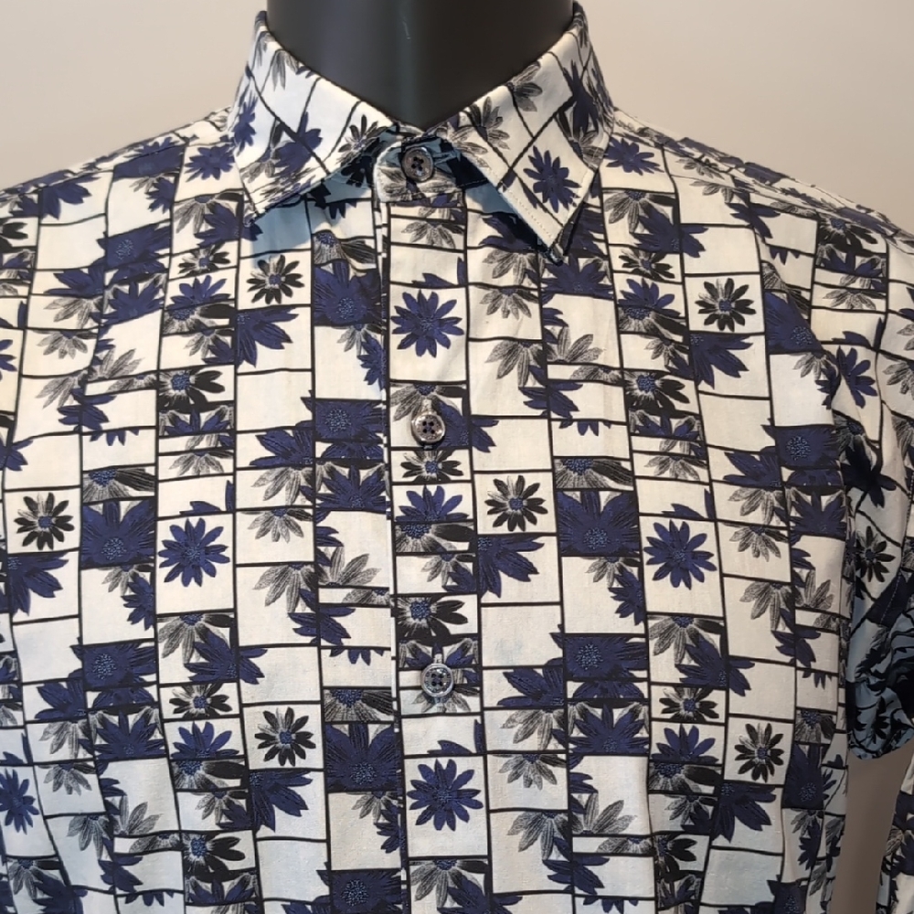 Bugatchi Blue Checkered Grid Floral Button Front Dress Shirt Shaped Fit Medium